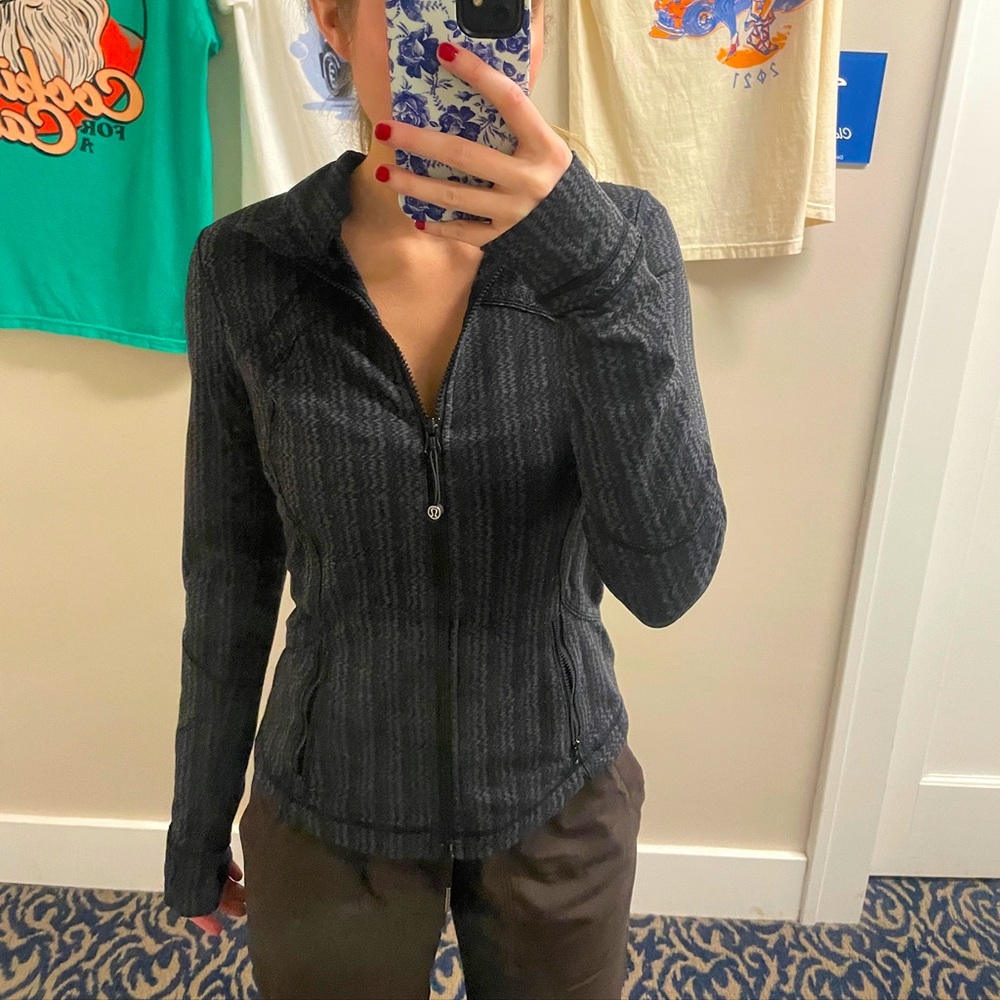 Lululemon jacket 8